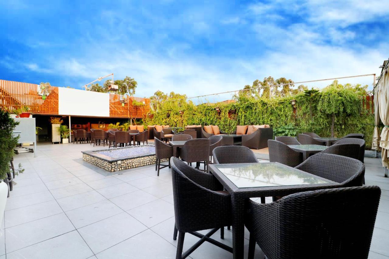 Hotel City Heart Premium Chandīgarh Dış mekan fotoğraf