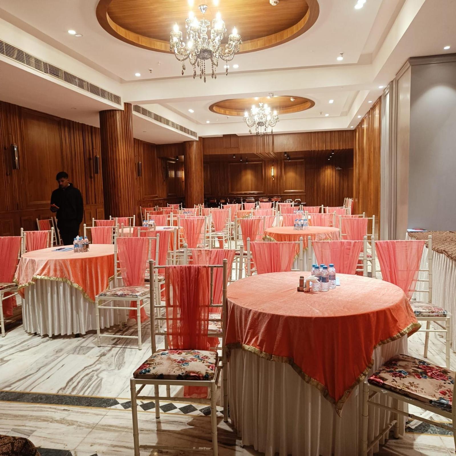Hotel City Heart Premium Chandīgarh Dış mekan fotoğraf