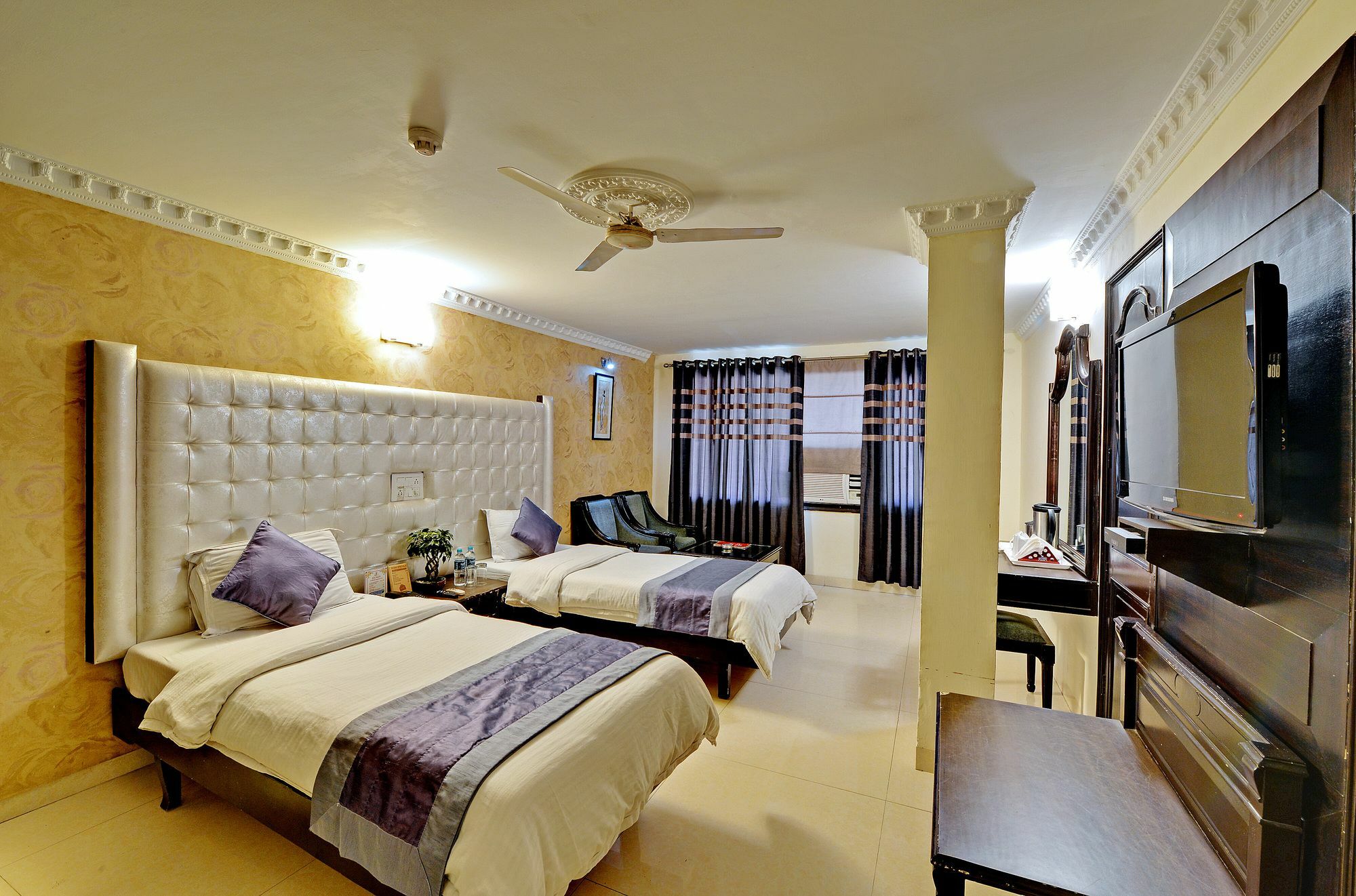 Hotel City Heart Premium Chandīgarh Dış mekan fotoğraf